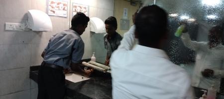 Demo Washroom Cleaning